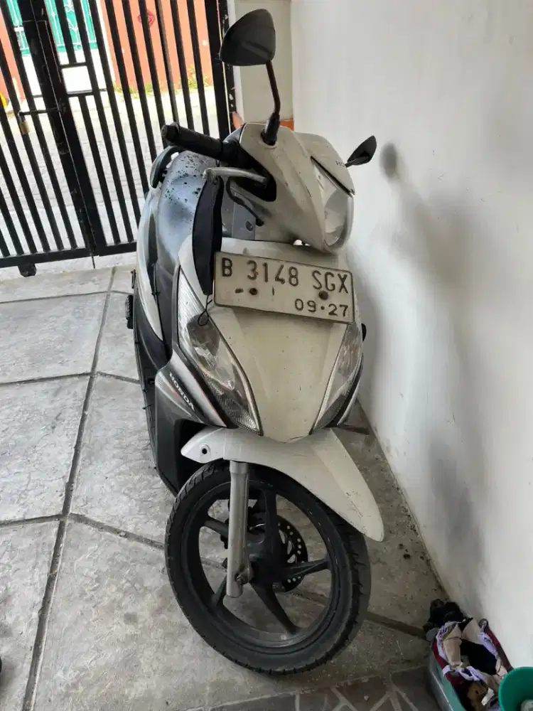 Dijual cepat Motor pemakaian pribadj