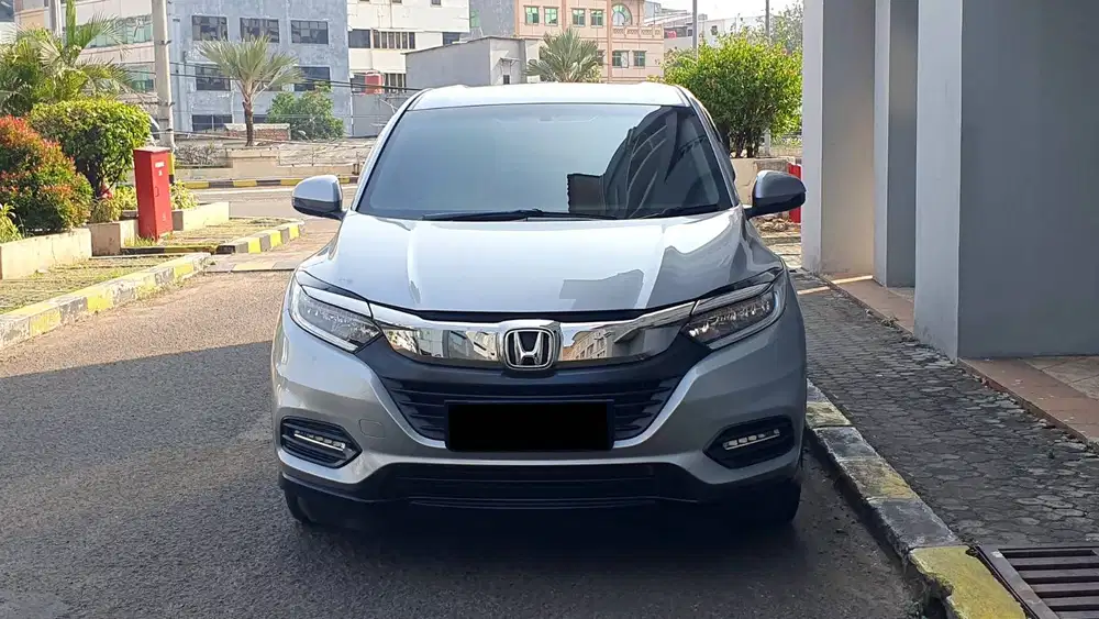 Honda HRV HR-V HR V 1.5 SE CVT Abu Metalik 2020 Service Record Garansi