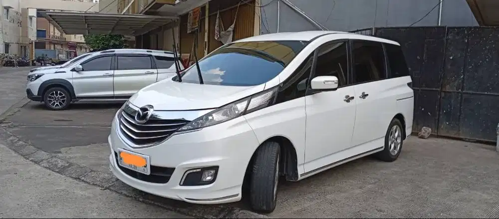 FOR SALE: Mazda Biante 2.0 SkyActiv 2014 – MPV Premium Siap Pakai!