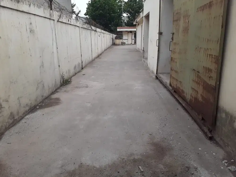Gudang di Kawasan Industri Jababeka Cikarang Luas 1.055 Rp 7,9 M