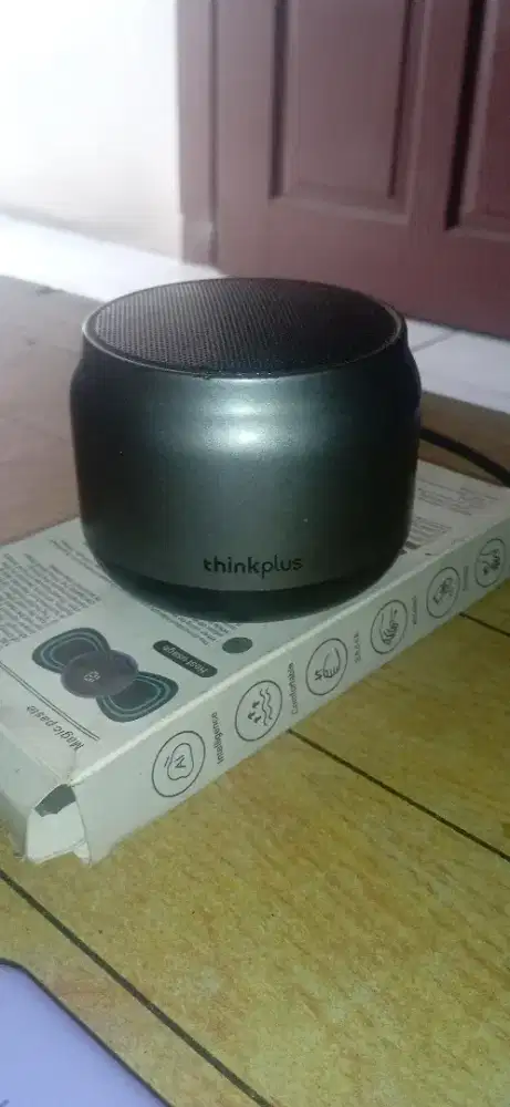 Speaker bluetooth