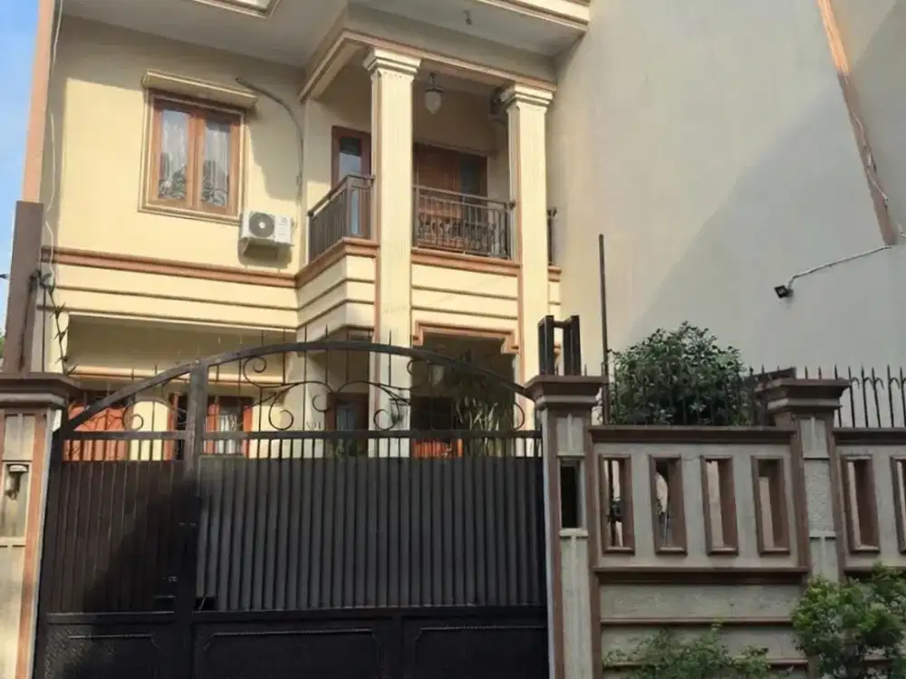 Rumah 2lt luas 116m type 4KT Komplek Wijaya Kusuma Duren Sawit Jakarta Timur