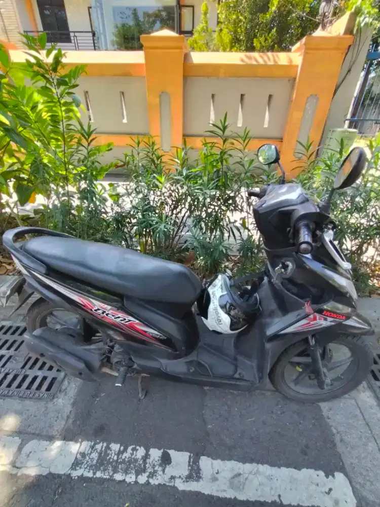 Di jual sepeda motor Honda beat F1 2016