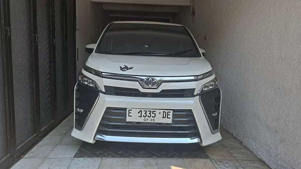 Toyota Voxy 2020 Bensin