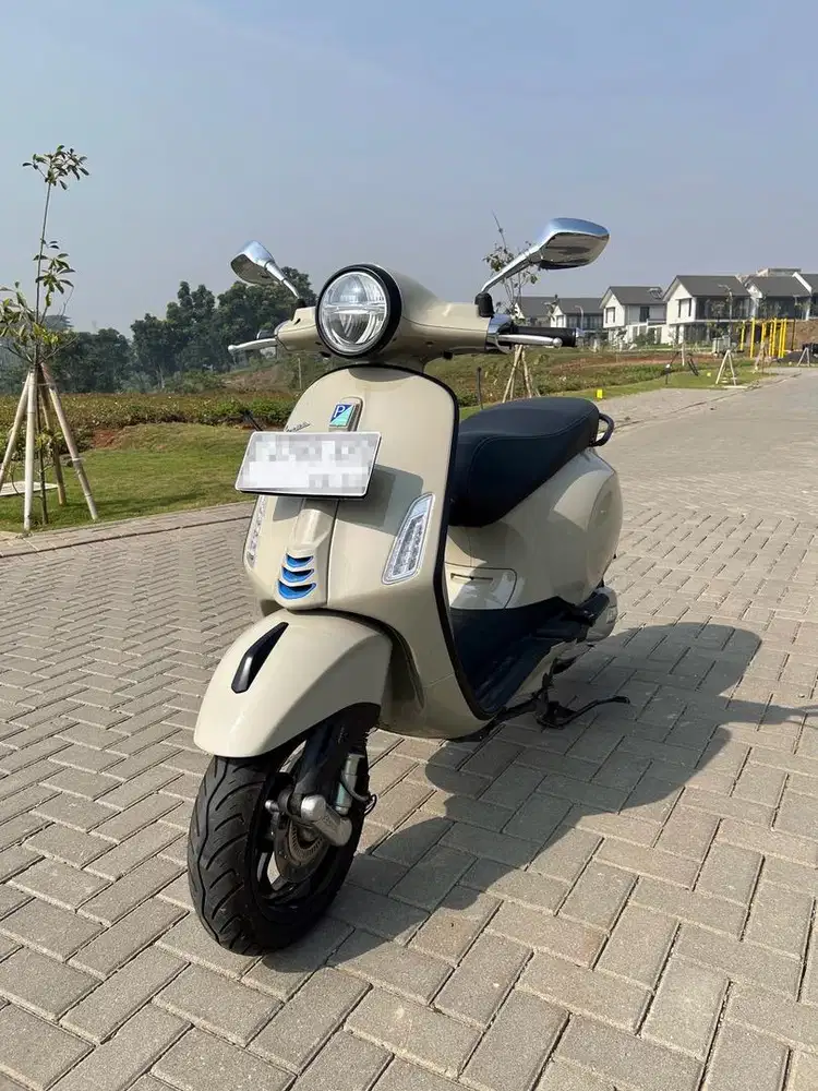 Piaggio Vespa Primavera S 150 i-Get ABS 2025 Low KM