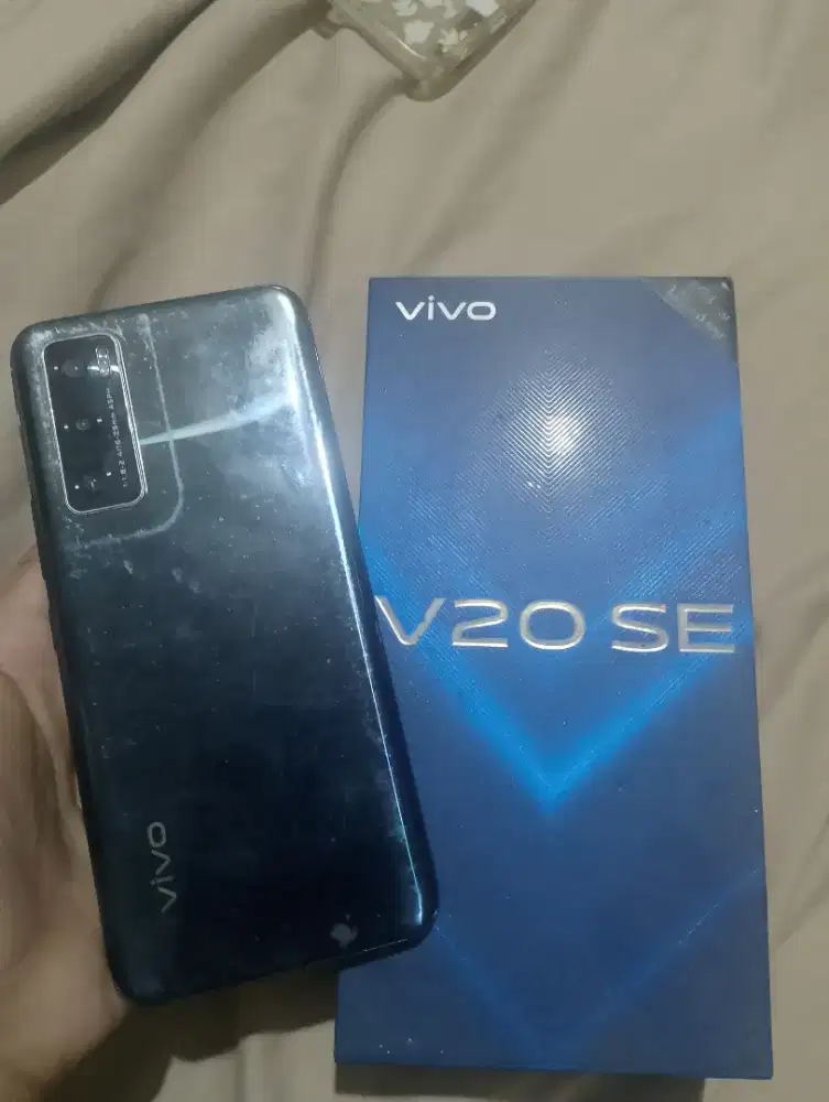 VIVO V20 SE BEKAS
