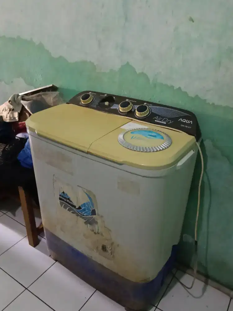 Jual Mesin Cuci Bekas Masih bagus dan masih nyala