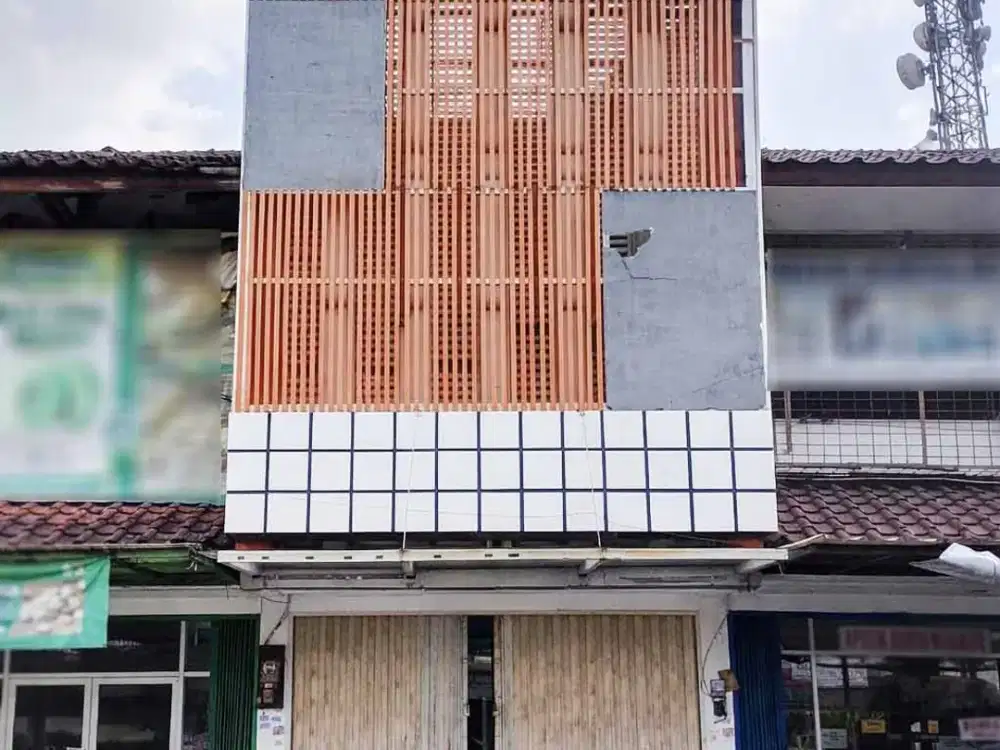 Dijual Ruko di Puri Kembangan Raya Jakarta Barat LB 160m² - Baru Renovasi Cocok untuk Kantor & Tempat Usaha