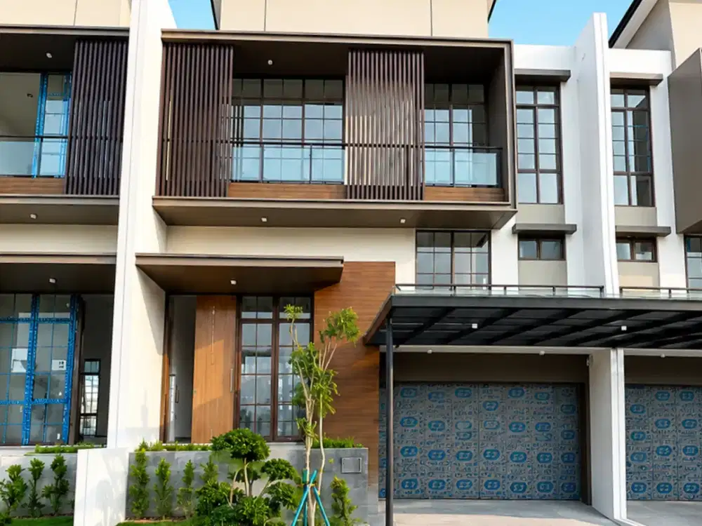 Rumah Okinawa PIK 2 10x25 250m2 4KT Hadap Danau Semi Furnished