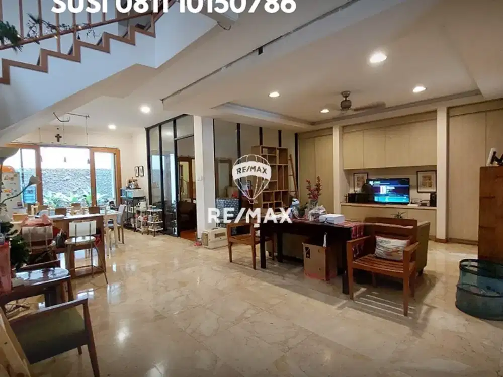 DIJUAL RUMAH CANTIK MINIMALIS DIDAERAH PONDOK INDAH JAKARTA SELATAN