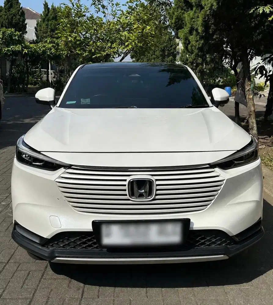 Jual HRV 2023 Putih A/T Mulus