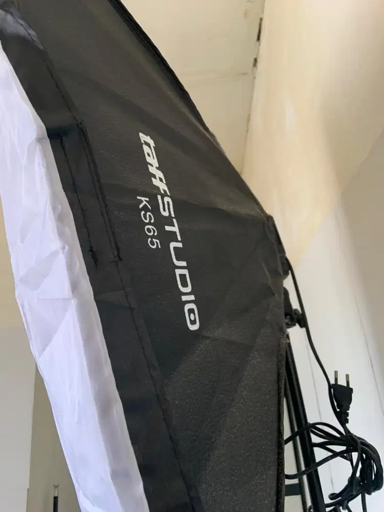 Softbox Lampu Konten