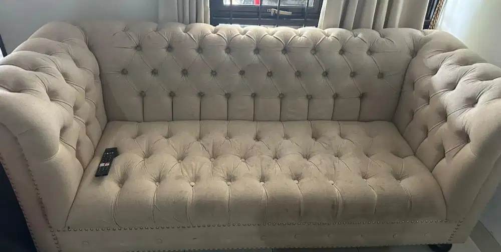 Sofa 3 seater..