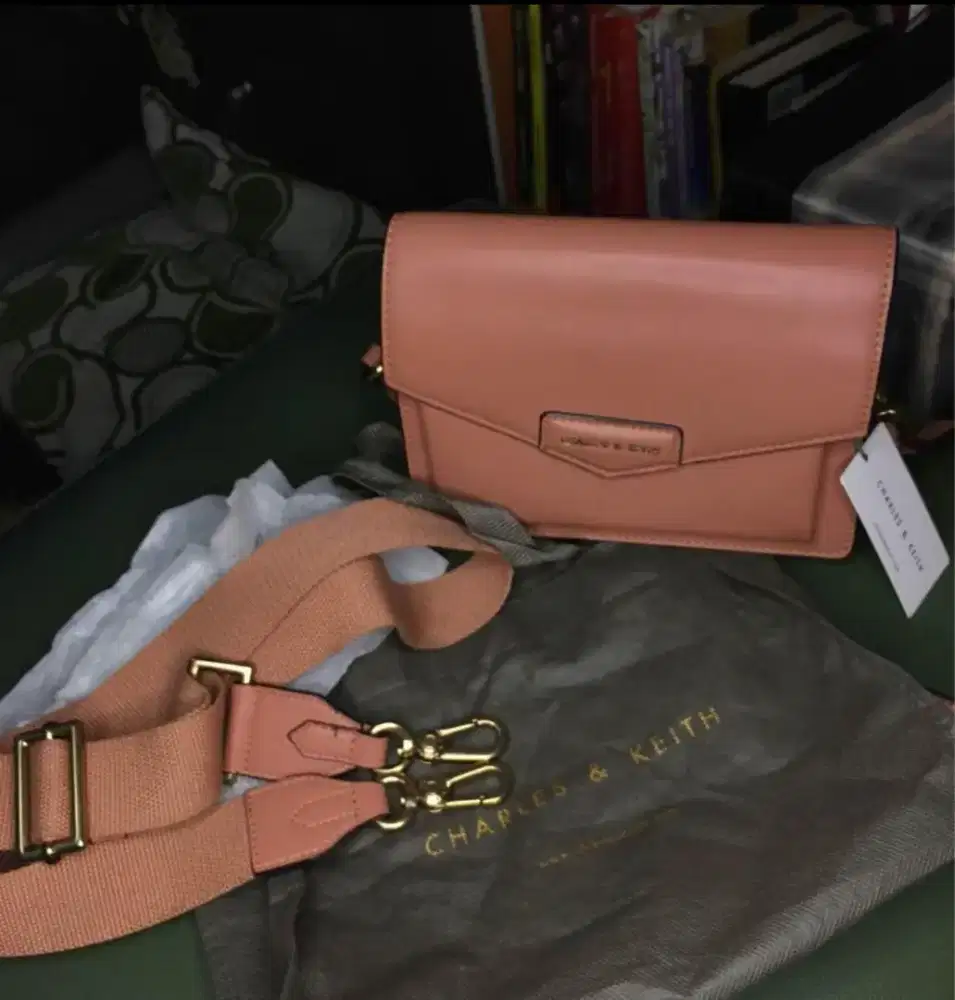 Tas Charles n keith