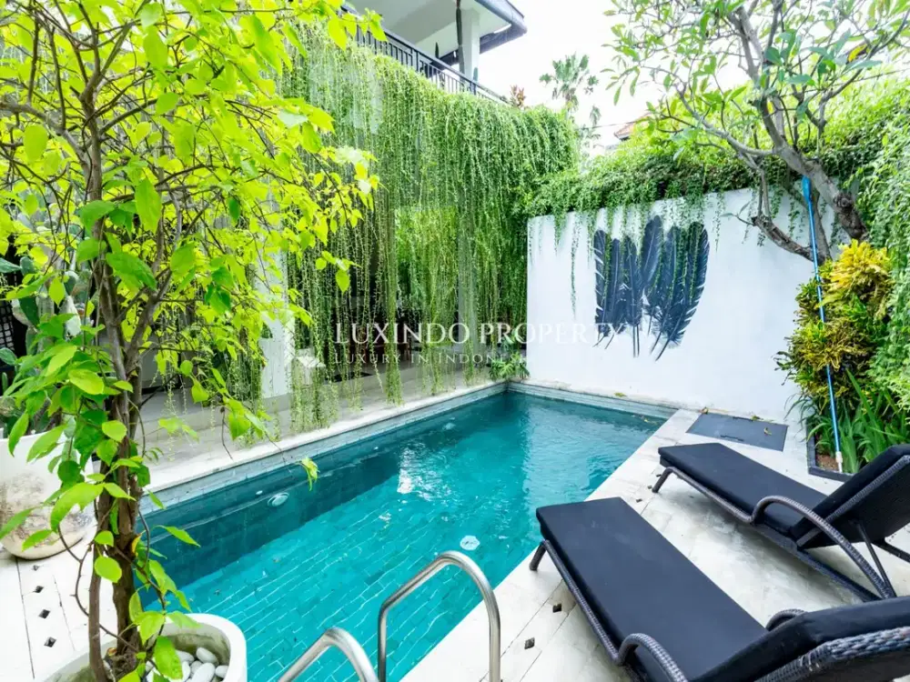 DISEWAKAN TAHUNAN VILLA DENGAN 3 KAMAR TIDUR DI BERAWA