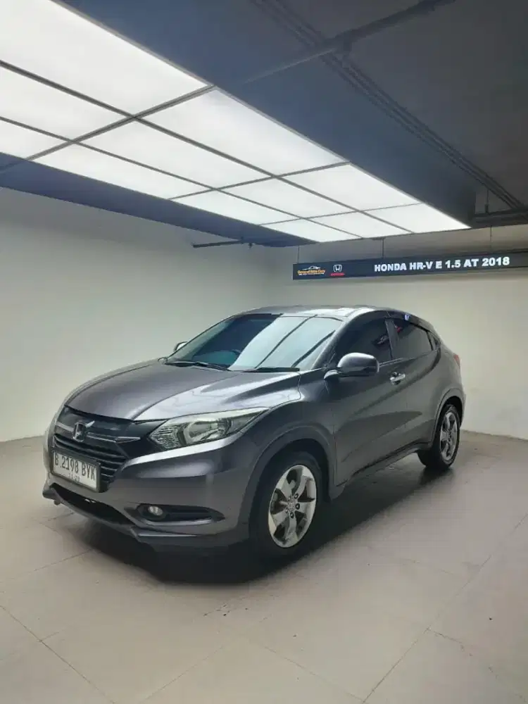 Honda Hrv 2018 E Matic 1.5 cc kondisi istimewa