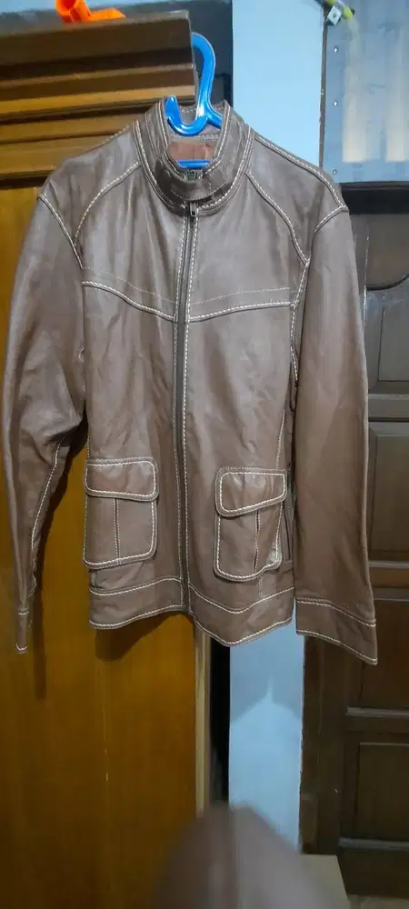 Jaket kulit Mantap