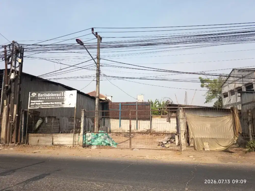 Disewakan Lahan Komersial Pinggir Jalan Raya
