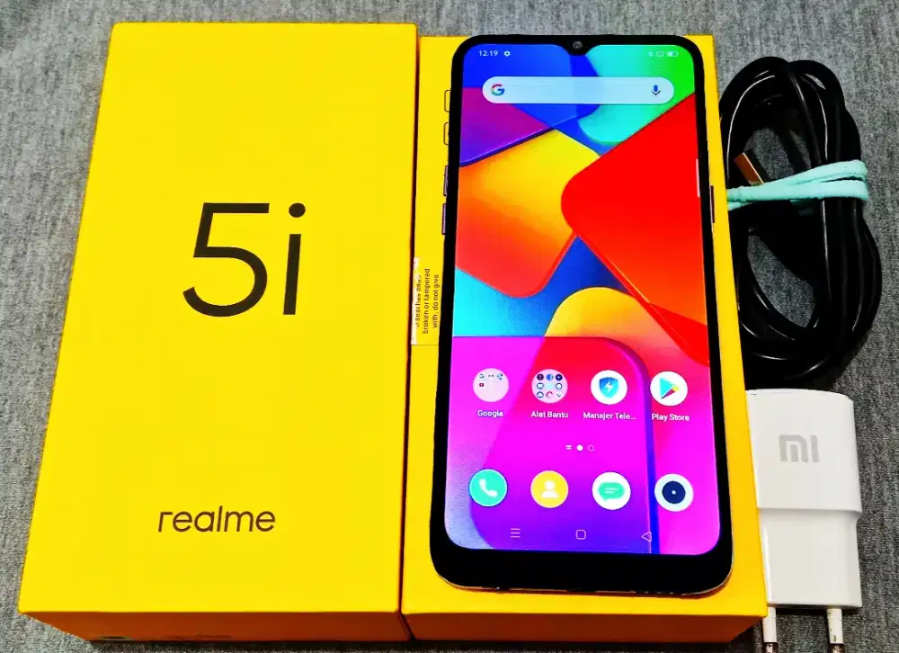 REALME 5i 4GB/64GB LENGKAP ORI