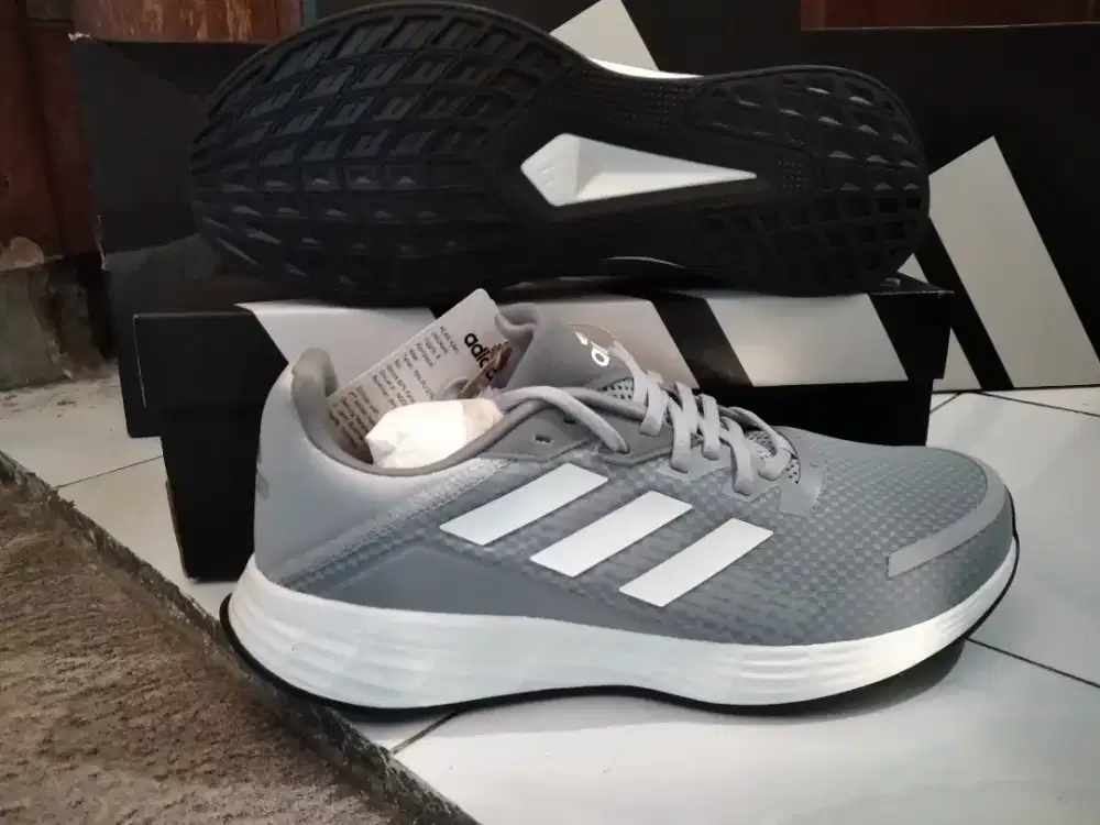 Sepatu Adidas duramo sl size 42 murah