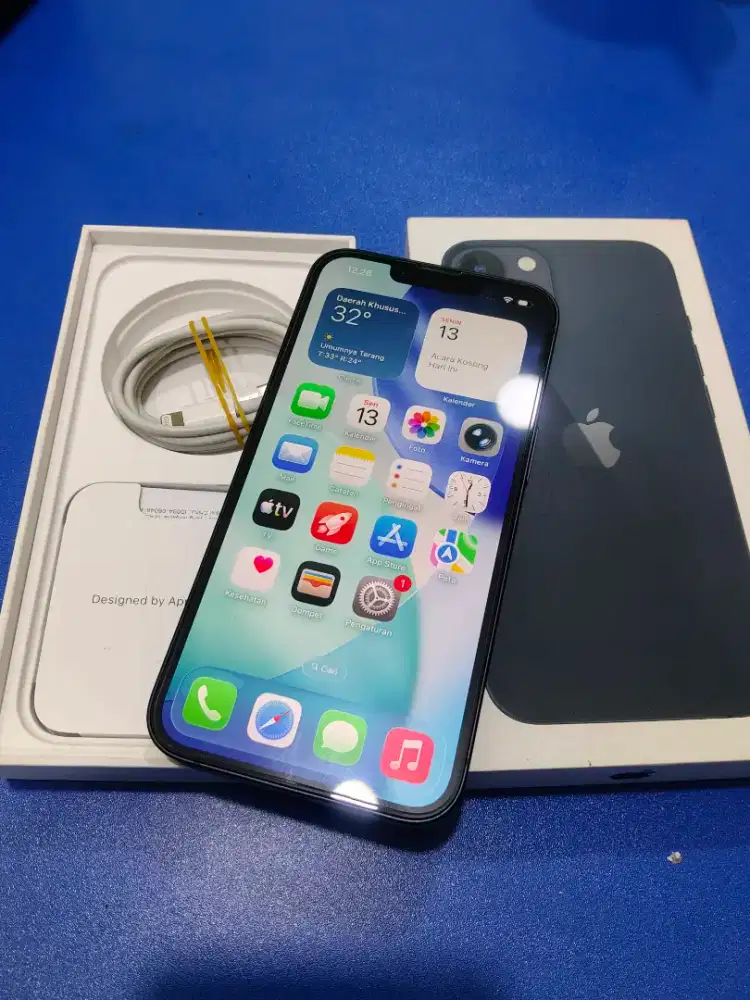 iPhone 13 128gb iBox masih garansi sampai 2027 lengkap mulus no minus