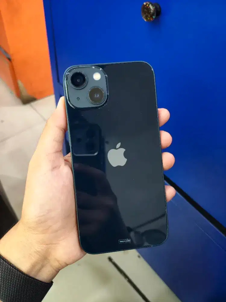 Seken iphone 13 128gb Garansi On 30 Januari 2027