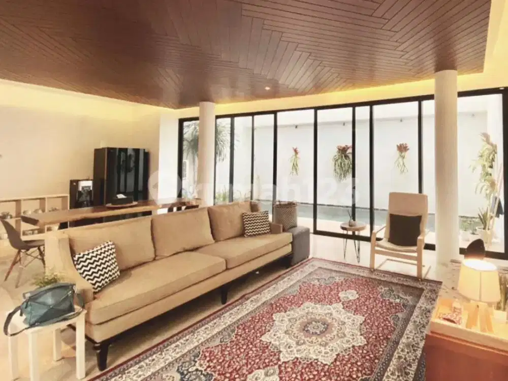 Jual dan Sewa Rumah Bagus Modern Tropical di Cilandak Dekat Citos Jaksel