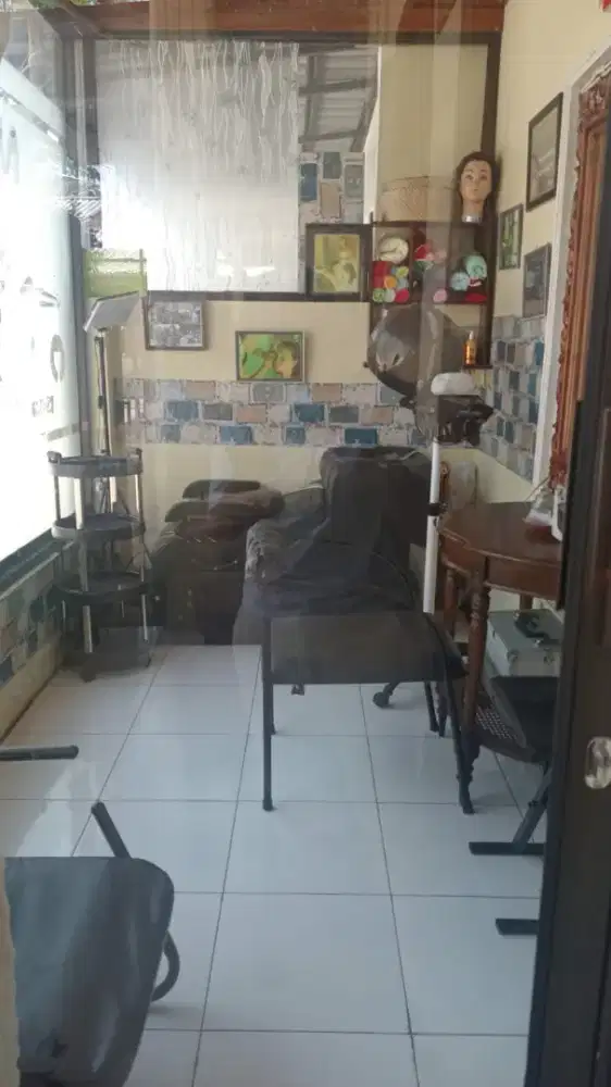 Rumah asri dikontrakhan. Dngan fasilitas perabotnya