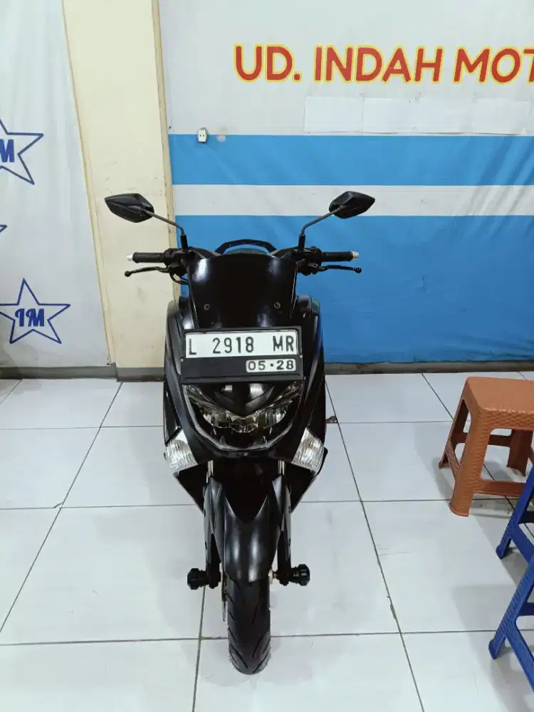 Hitam GLOSSY YAMAHA NMAX NON ABS 155 2018  bisa kredit