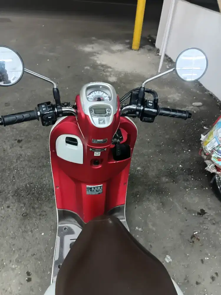 Honda scoopy surat lengkap R cilacap pajak baru ya