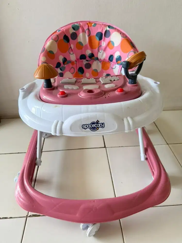 Baby Walker Spacebaby SNI