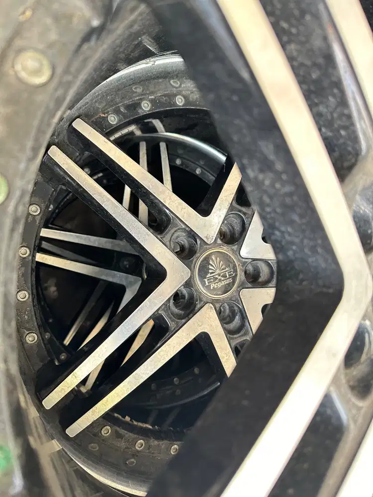Velg Mobil Exe Pegassun ring 21