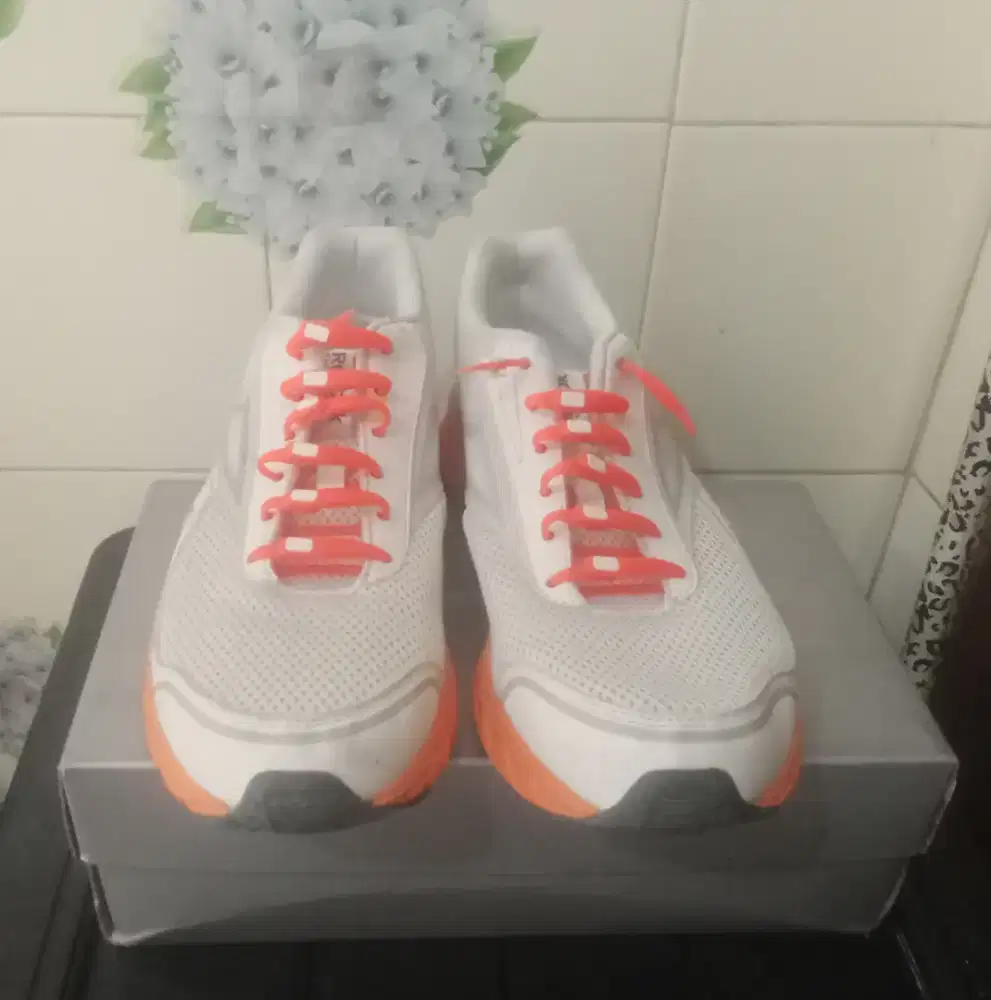 Reebok running Dmx Ride sz 41 cowok