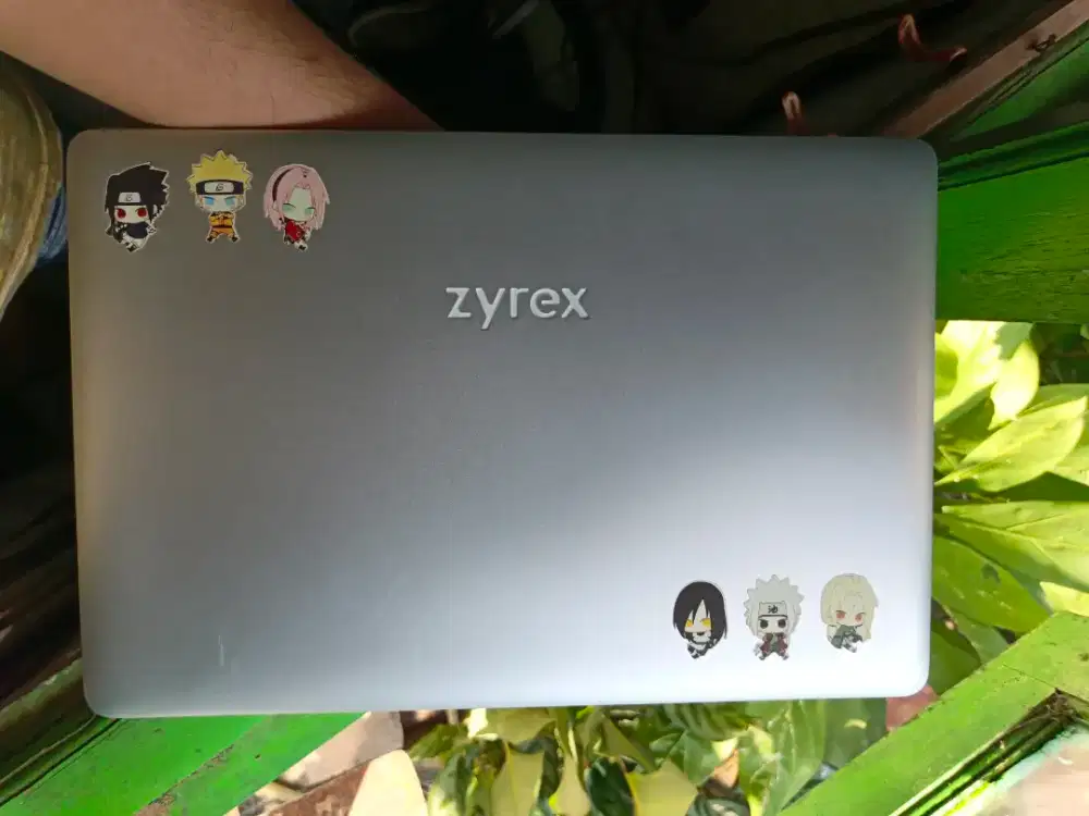 Laptop Zyrex 14 inch