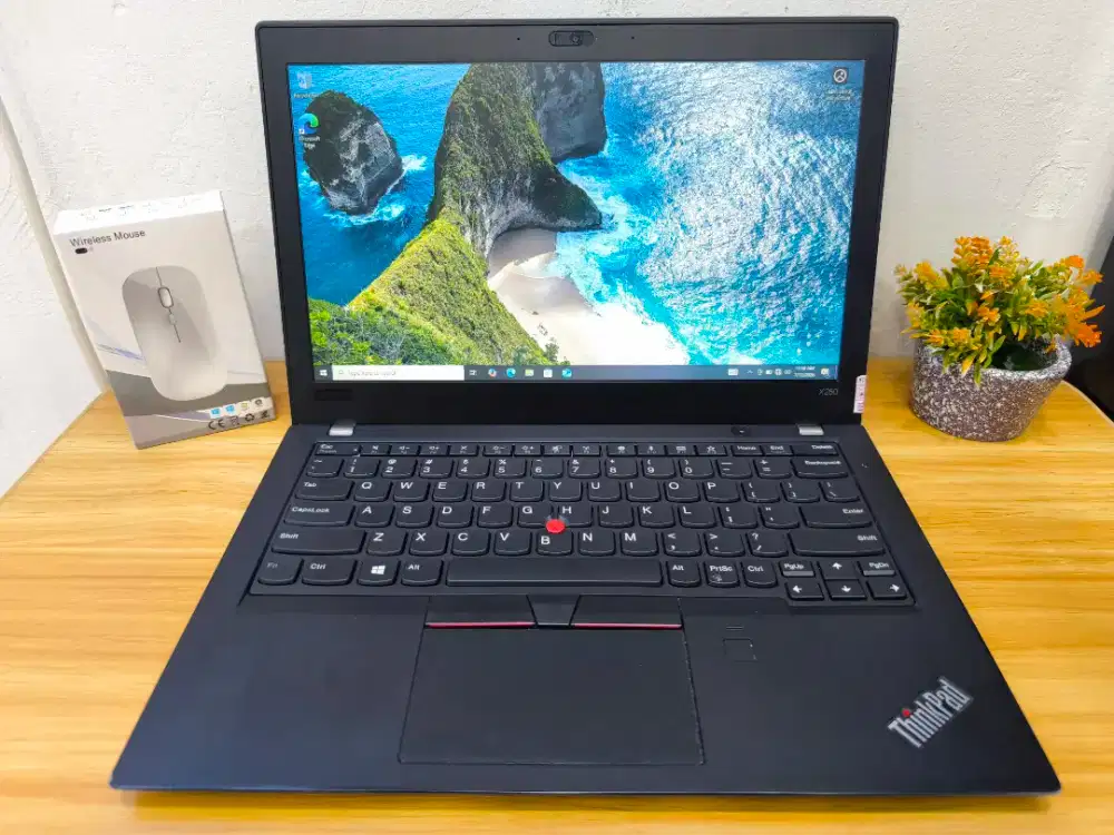 Lenovo Thinkpad x280
Ci5-7300U/RAM 8GB/SSD 256GB/13 HD/WIN 11