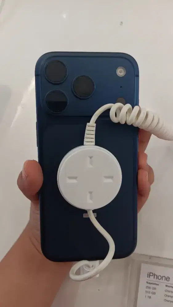 IPHONE  17  PRO