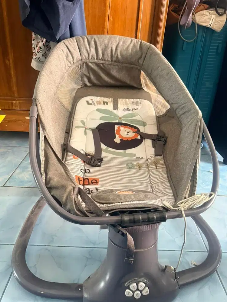 Ayunan elektrik