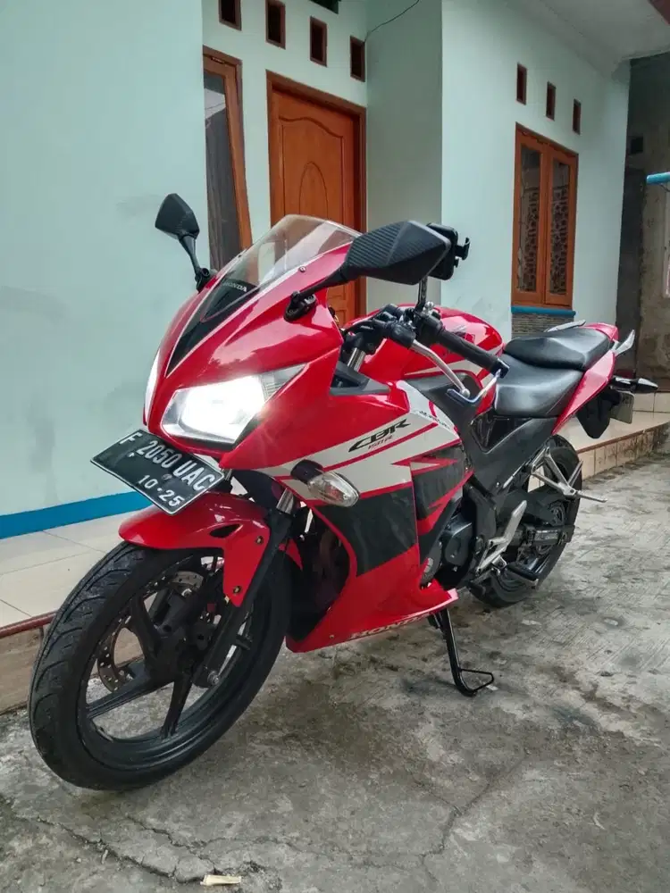 di jual motor sport CBR 2015