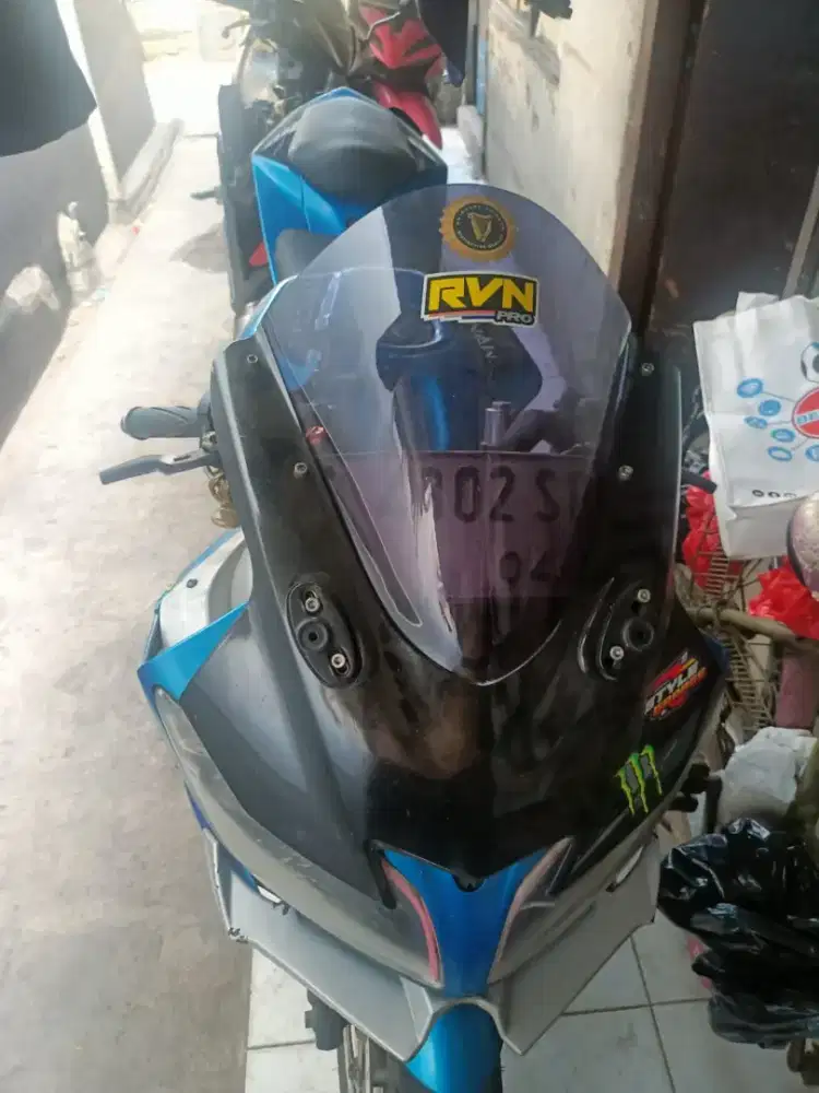 R15 v2 jual aja