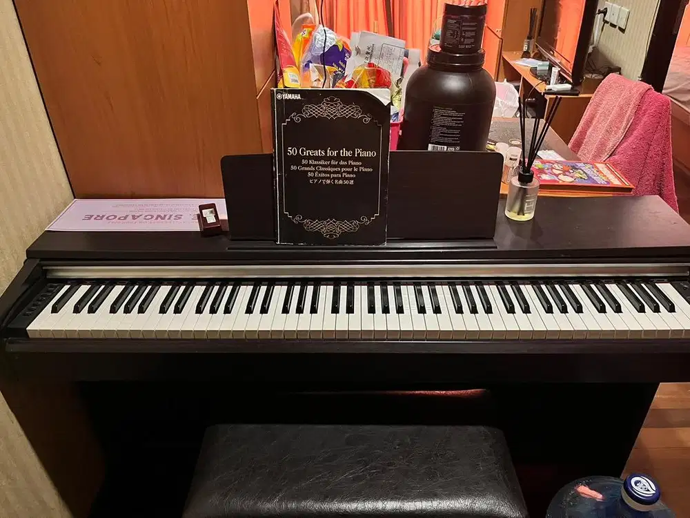 Digital Piano Yamaha ARIUS YDP-142