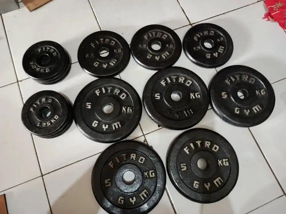 Alat olahraga plat barbel besi