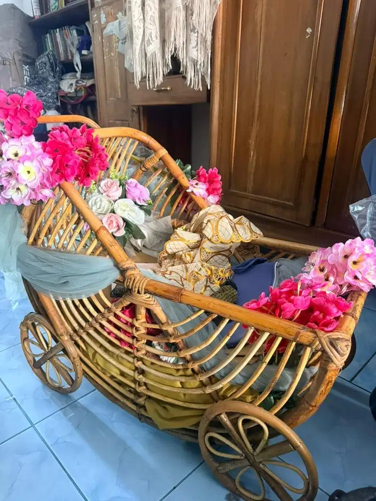 Keranjang rotan bayi (second like new)