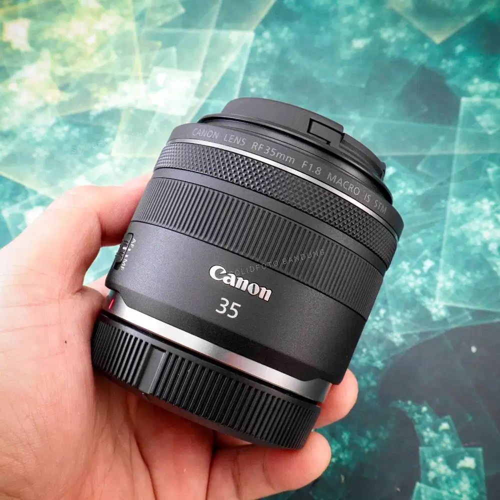 Canon RF 35mm F1.8 IS Macro STM. Fullset Like New. Ex Datascrip