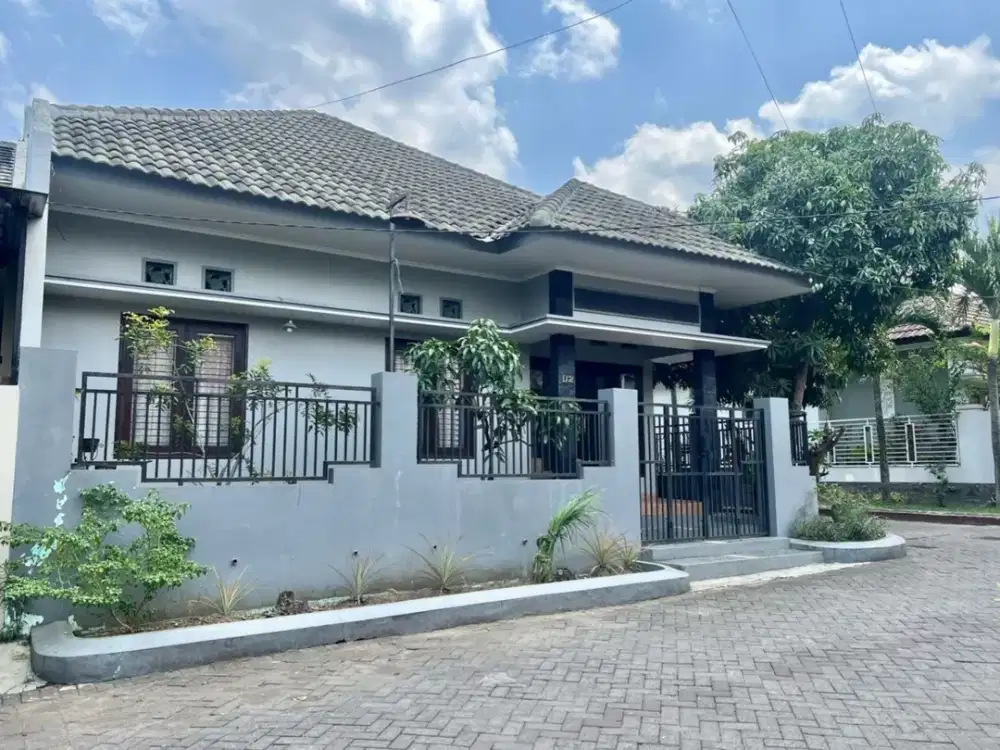 Super Murah Dijual Rumah Terawat di Bunga-bunga Kota Malang (MA)
