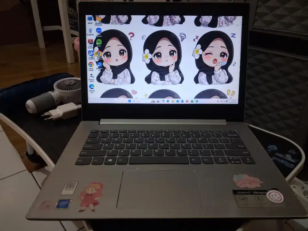 Lenovo ideapad 330 celeron N4000 512GB