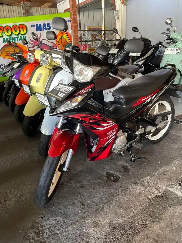 Jupiter mx 2010  di jual cash