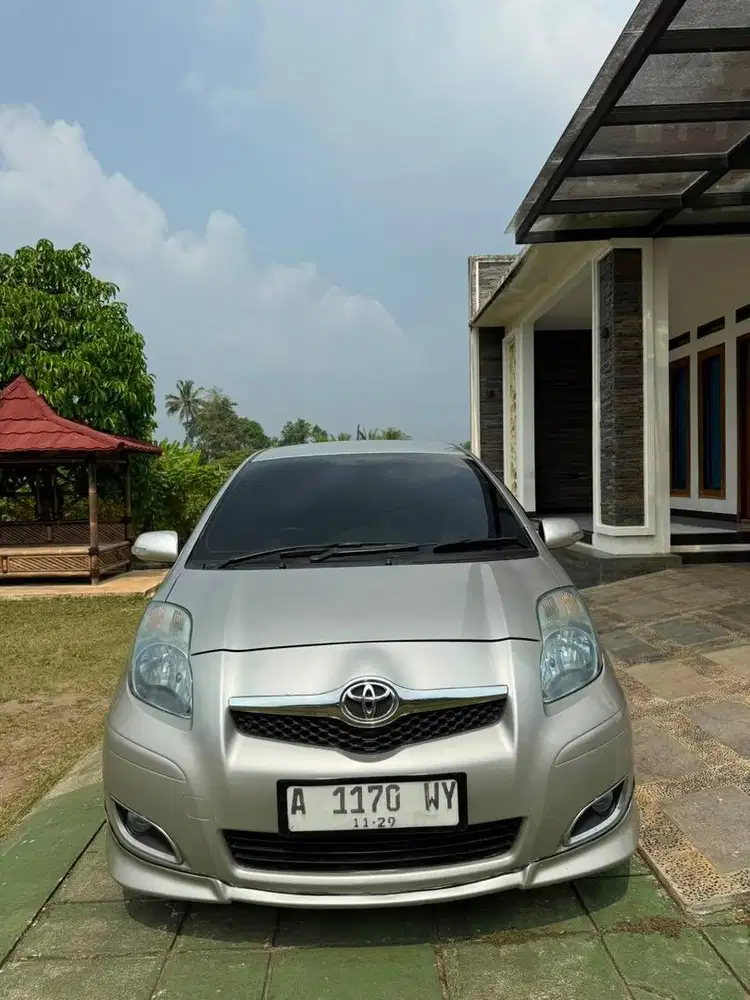 YARIS S LIMITED MATIC 2011