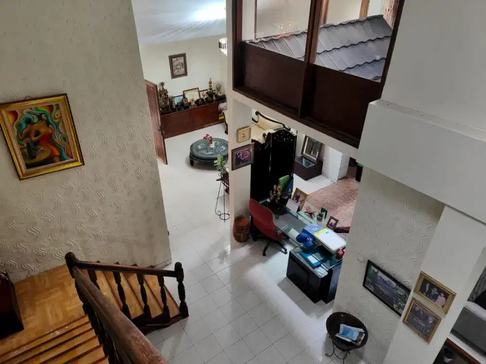 Dijual Rumah Dekat Komersial Area di Cempaka Putih