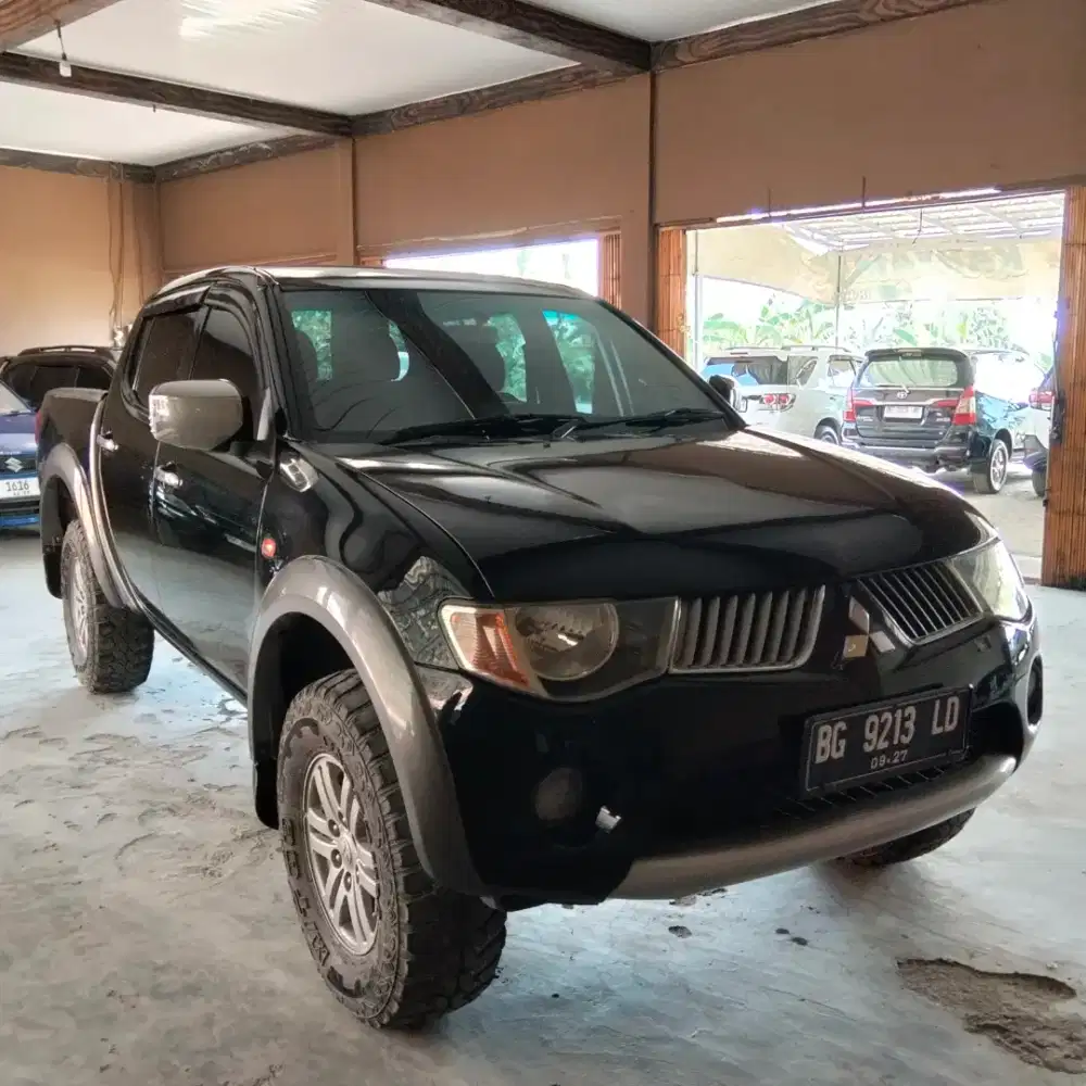 Strada Triton Exceed MT 4x4 th 2009