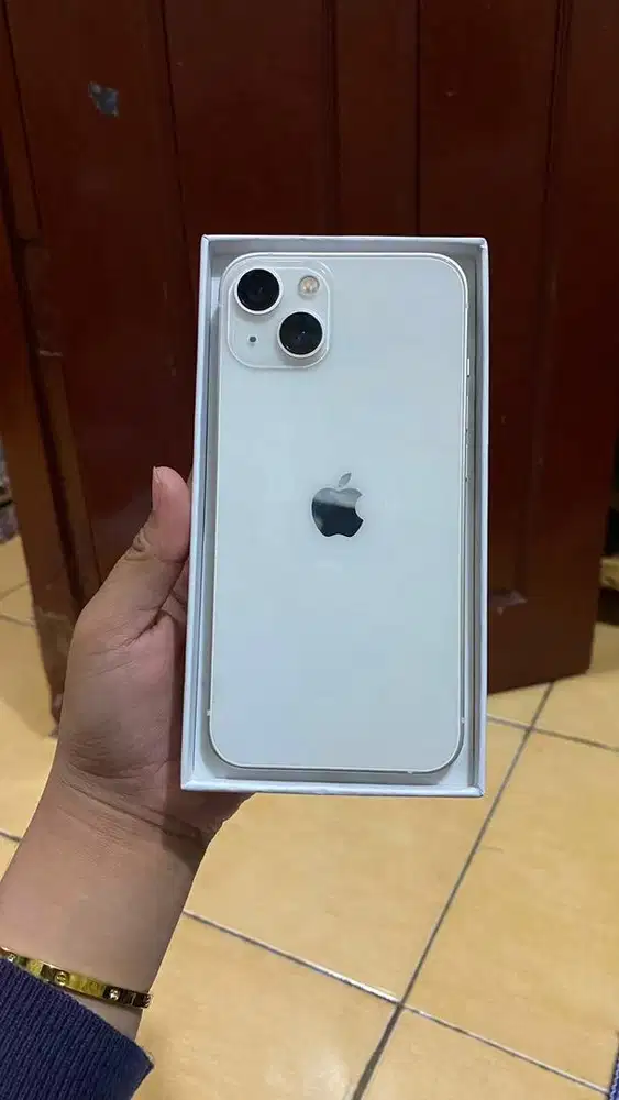 iPhone 13 128 Starlight White